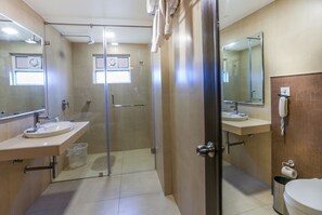 Bathroom - Cygnett Inn Ramachandra, Vizag (Visakhapatnam)