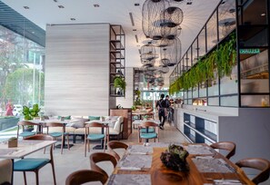 Café - Roomy at Bukit Bintang (Kuala Lumpur)