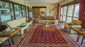 Interior - Rukungiri Country Home (Rukungiri)