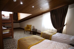 Minibar, in-room safe, free WiFi