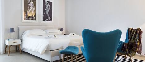 Suite Deluxe, 1 grand lit, coin cuisine | Literie de qualité supérieure, minibar, coffres-forts dans les chambres