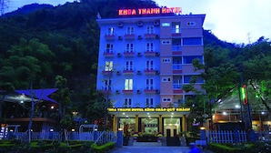 Front of property – evening/night - Khoa Thanh Hotel (Mai Ha)