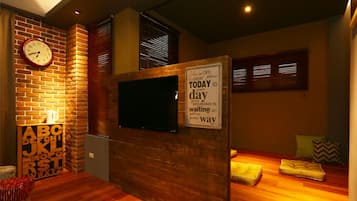 Basic Suite, 2 Katil Kelamin (Double) | Katil lipat simpan/tambahan, Wi-fi percuma, cadar katil