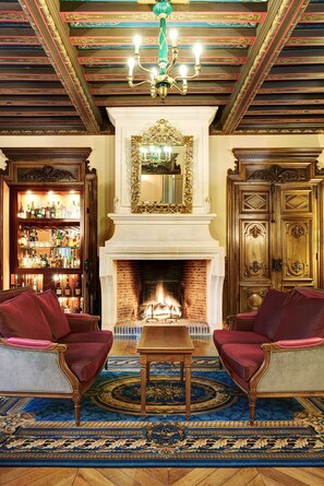 Lobby sitting area - Manoir de Contres (Le Controis en Sologne)