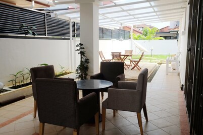 Natol Homestay - Sydney Batu Kawa MJC New Townships