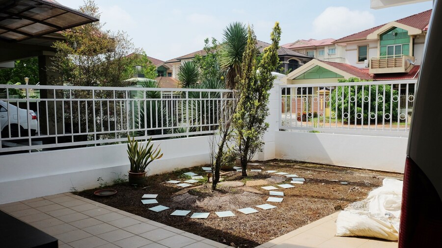 Natol Homestay - Sydney Batu Kawa MJC New Townships