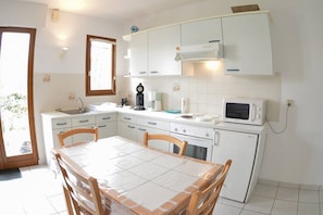 Fridge, microwave, oven, toaster