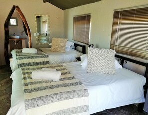 2 makuuhuonetta, ylelliset vuodevaatteet, vuodevaatteet