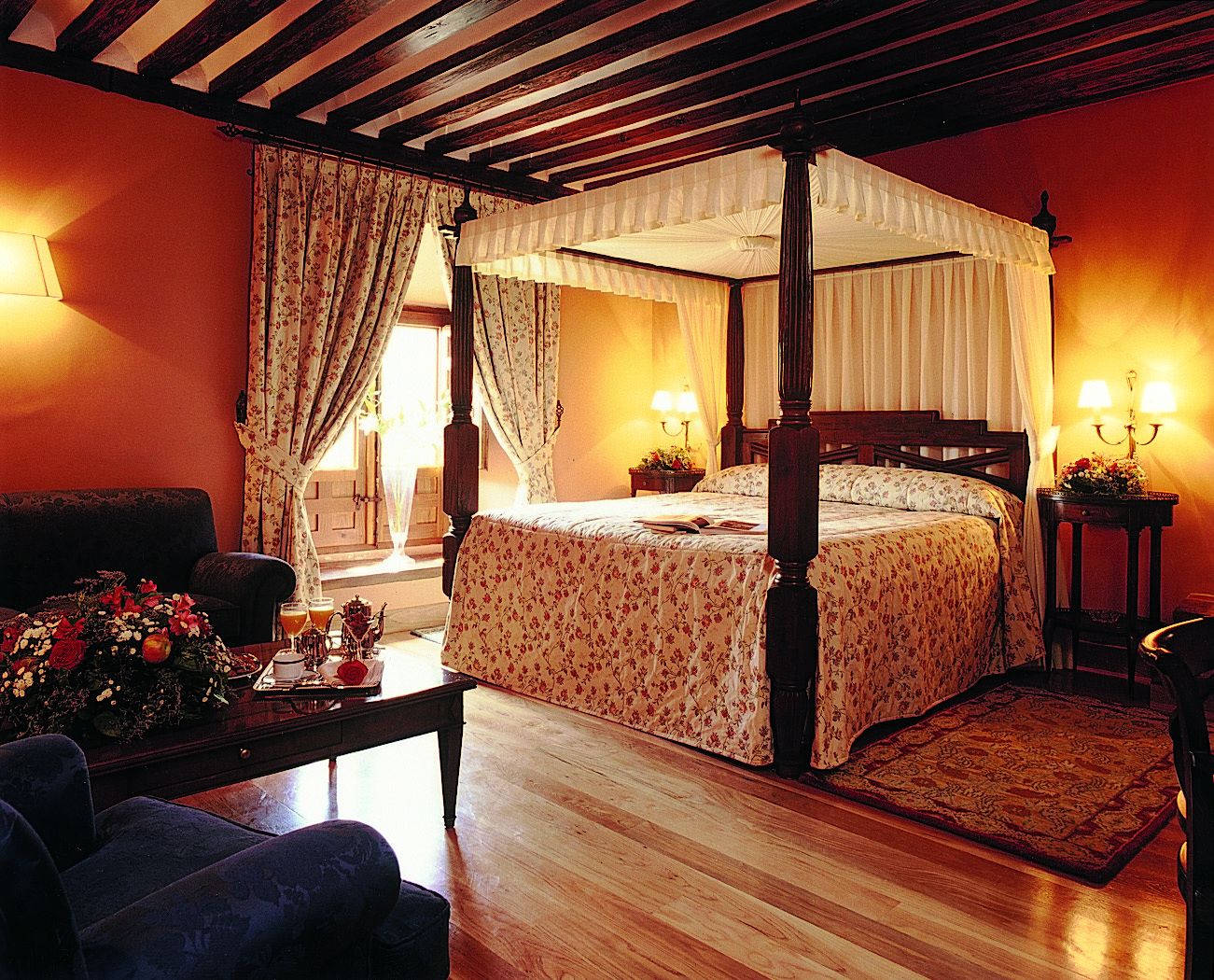 suite | premium bedding, minibar, in-room safe, individually decorated