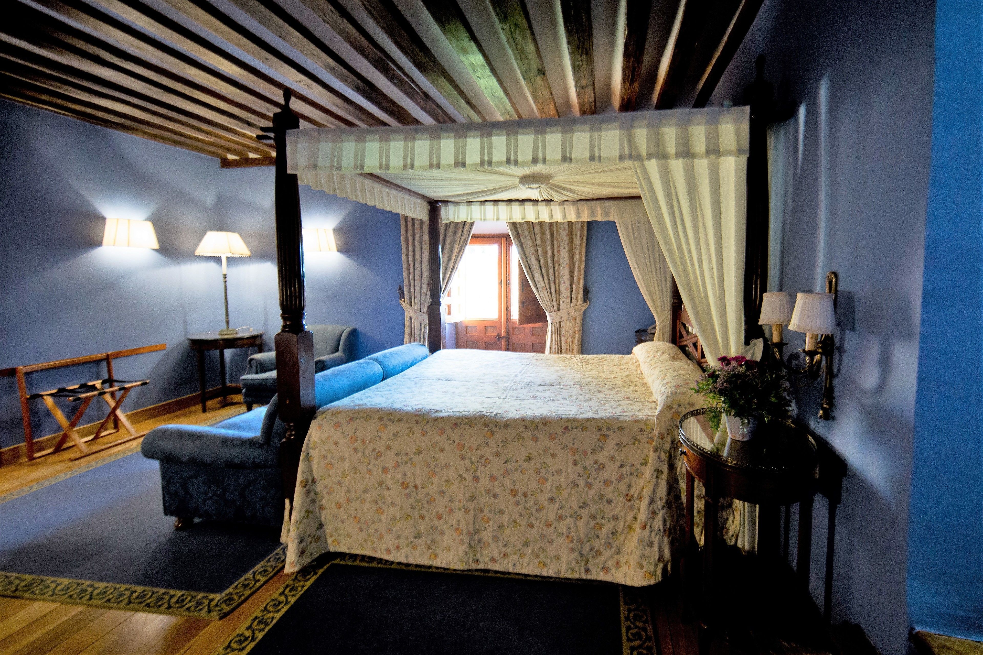 junior suite | premium bedding, minibar, in-room safe, individually decorated