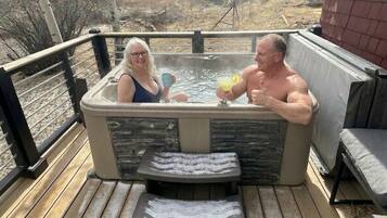 Utendørs boblebad