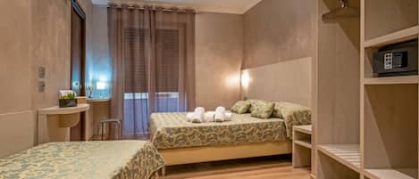 Caja fuerte, escritorio, sistema de insonorización y cunas gratuitas