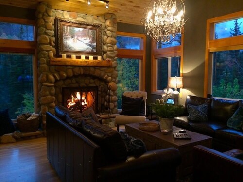 Luxury Mountain Cabin avec vue sur Cascade Creek 7th nite GRATUIT 
