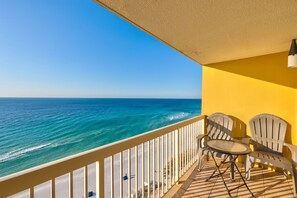 Property grounds - Winter Specials - Beachfront - First responders, Medical/Military discounts (destin)
