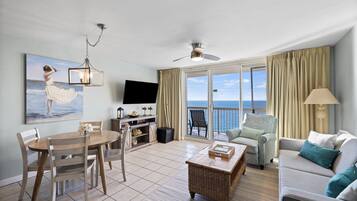 TV connectée, jeux vidéo, lecteur de DVD, vidéothèque