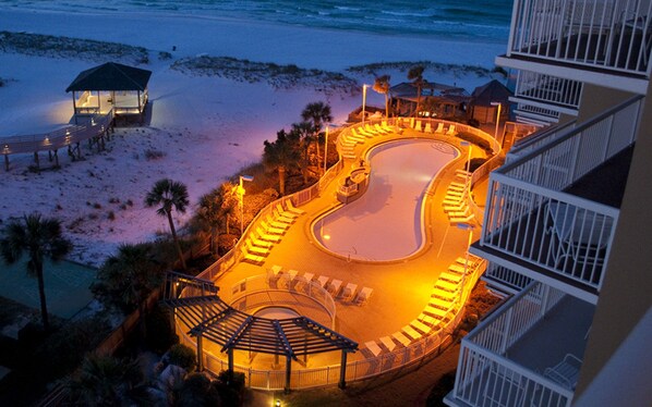 Indoor pool, outdoor pool