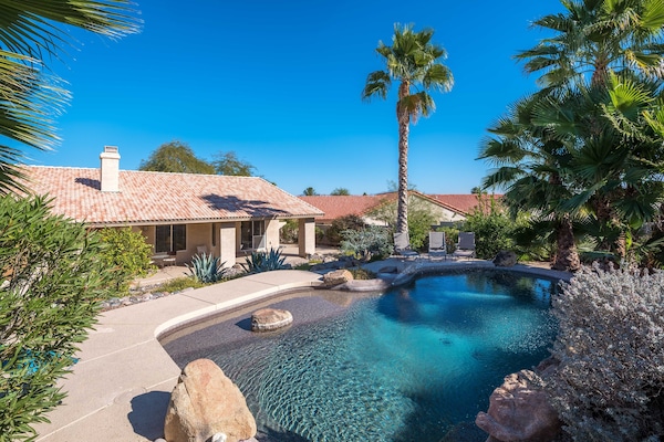 Paradise in your back yard ,relax exhale,complete privacy!