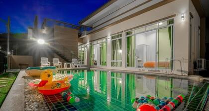 So Cool Pool Villa