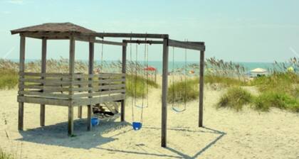 Beach Get Away_1stFloor_Max6_WiFi