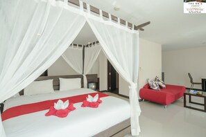 Studio Deluxe | 1 ห้องนอน, ตู้นิรภัยในห้องพัก, โต๊ะทำงาน, ผ้าม่านกันแสง