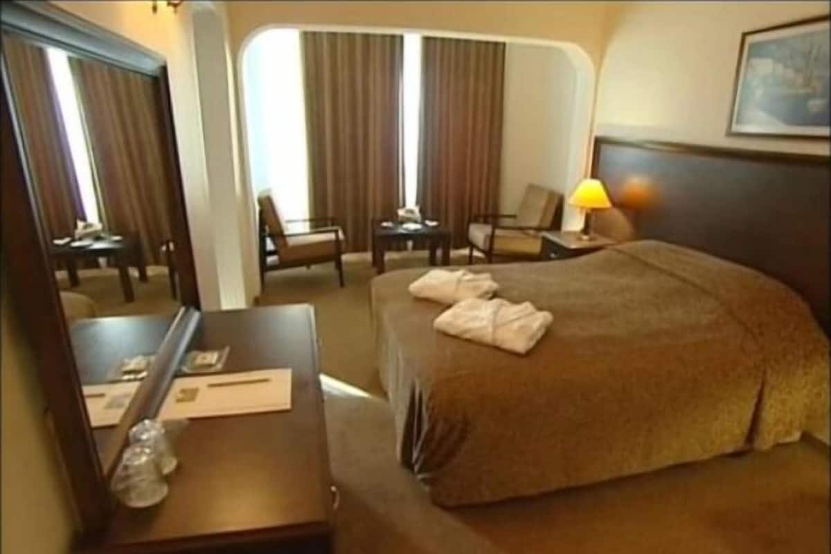 Habitación estándar | Minibar, escritorio, insonorización y cunas gratuitas