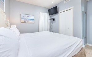 2 bedrooms, iron/ironing board, free WiFi, bed sheets - 11th Floor One Bedroom @ Phoenix 5! (Orange Beach)