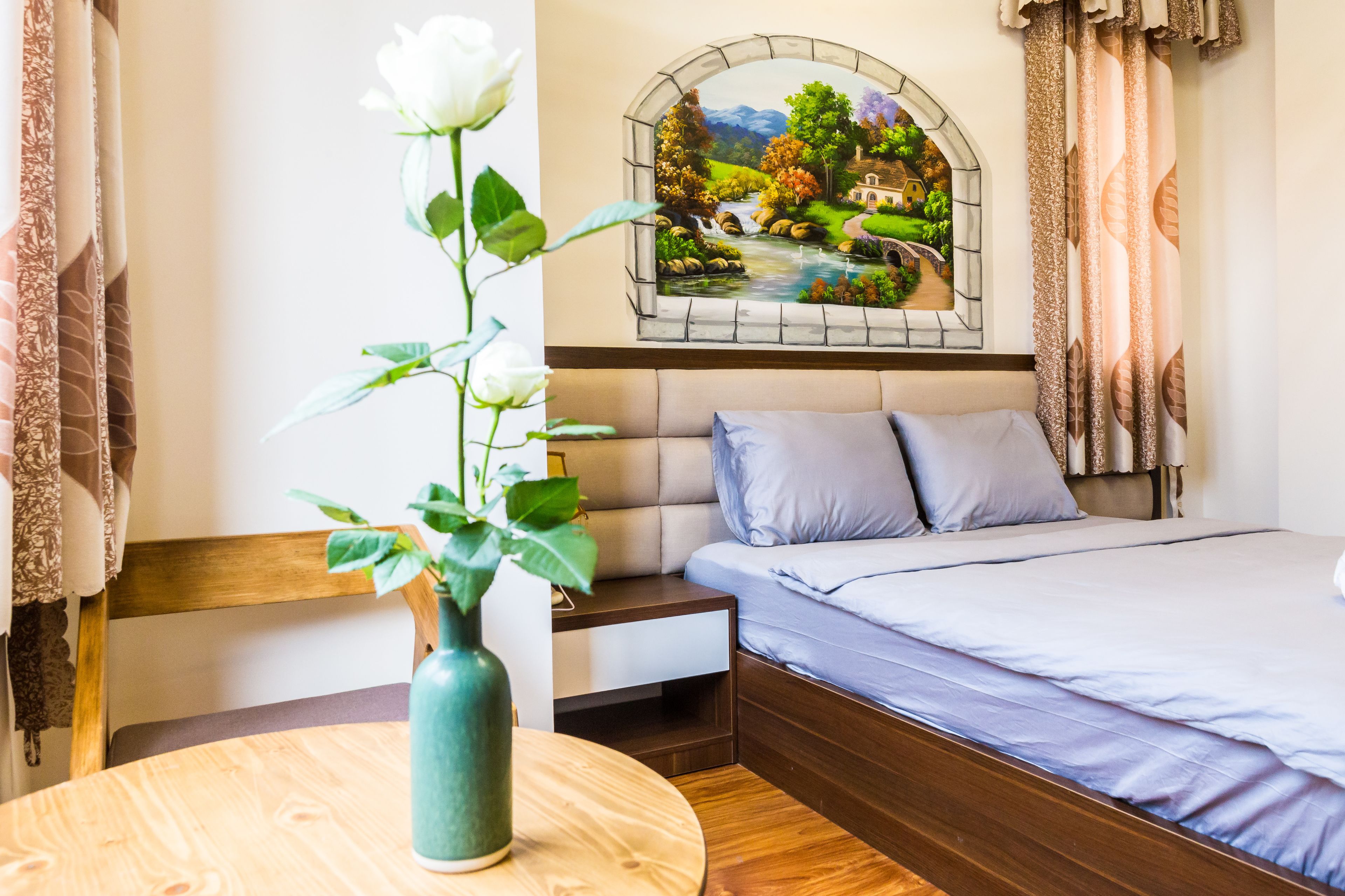 superior double room, 1 queen bed, garden view | minibar, desk, soundproofing, rollaway beds