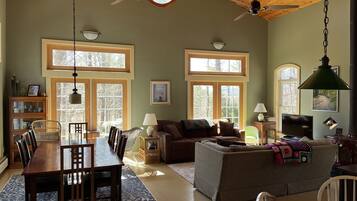 Smart-tv, Netflix, een dvd-speler en boeken