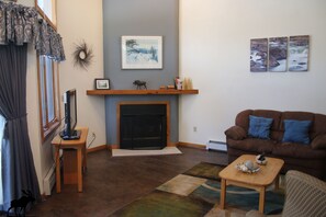 Smart TV, fireplace, video games, DVD player