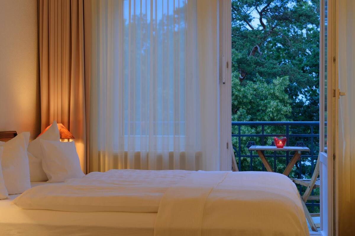 blackout curtains, iron/ironing board, cots/infant beds, rollaway beds