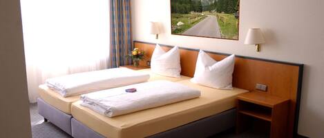 Desk, iron/ironing board, free WiFi