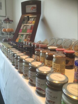 Buffet - Hotel Leipziger Land (Geithain)