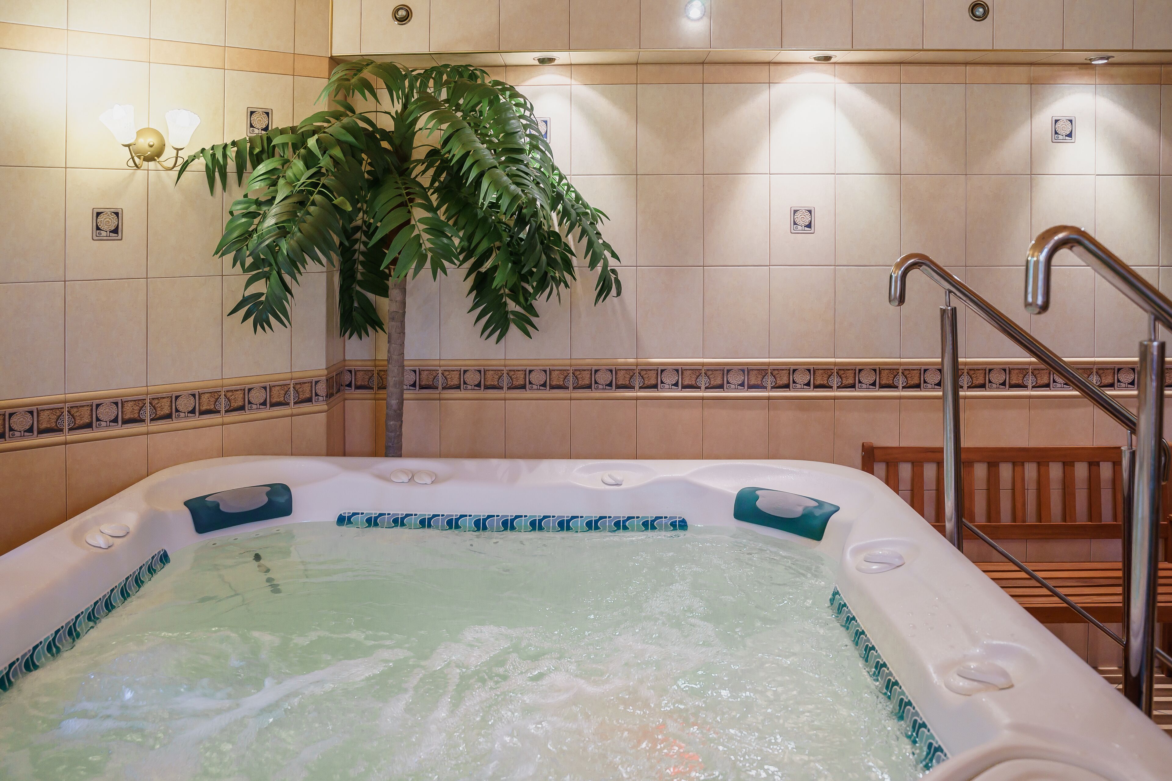 indoor spa tub