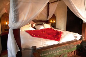 Comfort Double Room, 1 King Bed | In-room safe, individually decorated, individually furnished, free WiFi - Ostsee-Rittergut-Rügen – BinzHotel & OrdensKapelle (Binz)