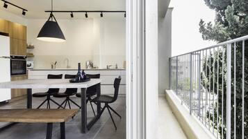 Departamento, 2 habitaciones | Balcón