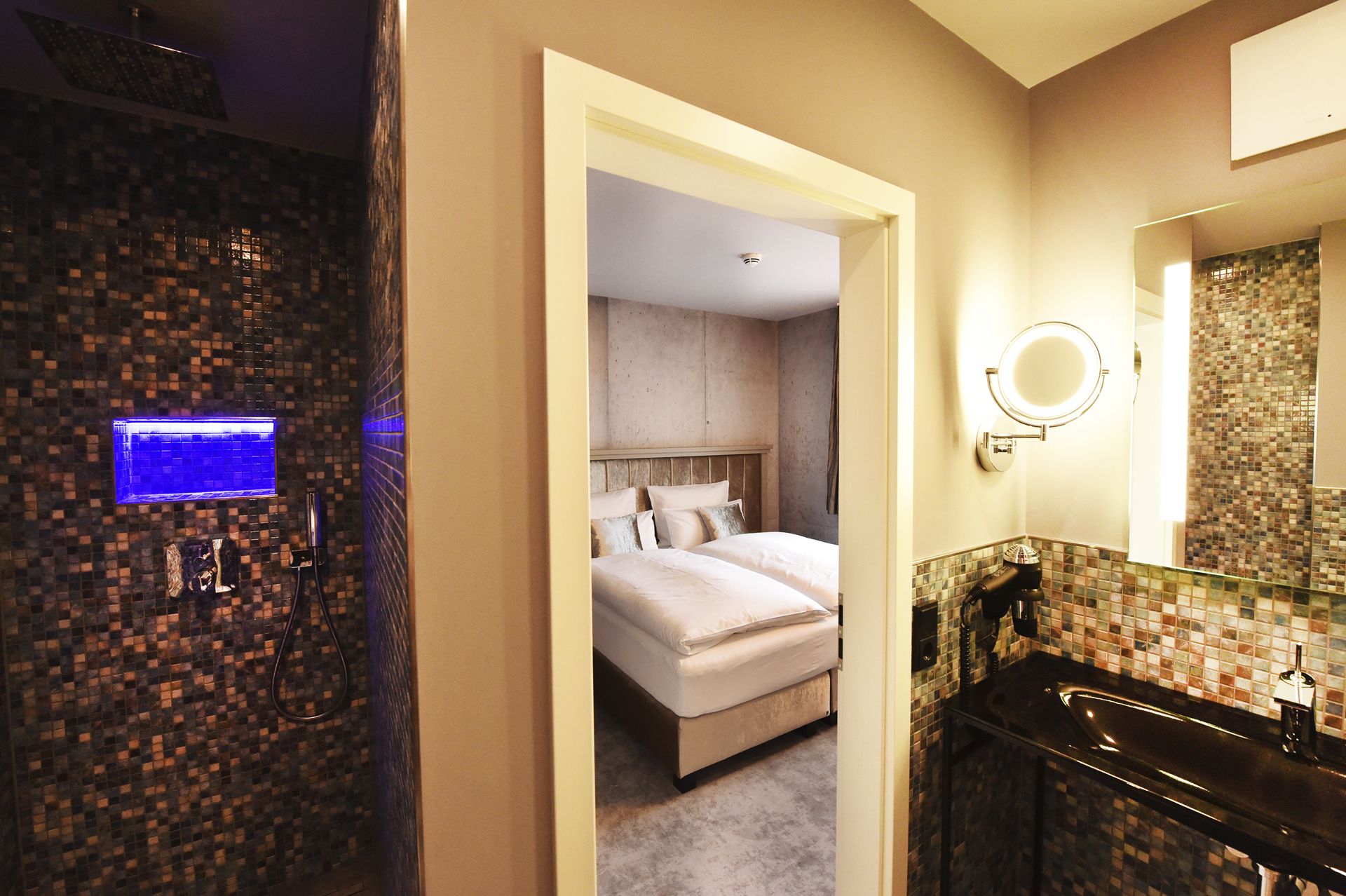 comfort double room (urgestein) | premium bedding, in-room safe, individually decorated