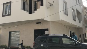 Unclassified image, 5 of 23, button - Casa Di Cloe (Dakar)