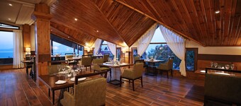 Summit Thistle Villas Luxury Spa Resort