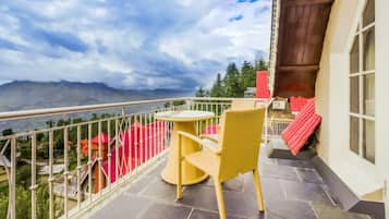 Deluxe Double Room | Balcony view