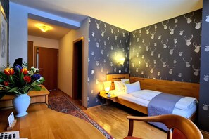 Phòng đơn | Bộ đồ giường kháng dị ứng, minibar, két bảo mật tại phòng, bàn 