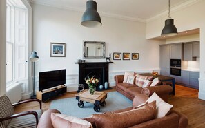 Apartment, 2 Bedrooms | Living room | Flat-screen TV, Netflix, DVD player, iPod dock - Dean View at Great Stuart Street (Edinburgh)