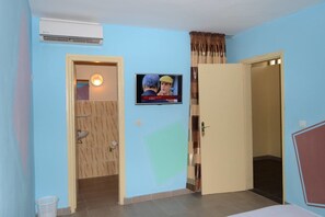 Double Room | Living area | Flat-screen TV - Hôtel Maralodge (Abidjan)