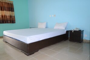 Superior Room | Free WiFi, bed sheets - Hôtel Maralodge (Abidjan)