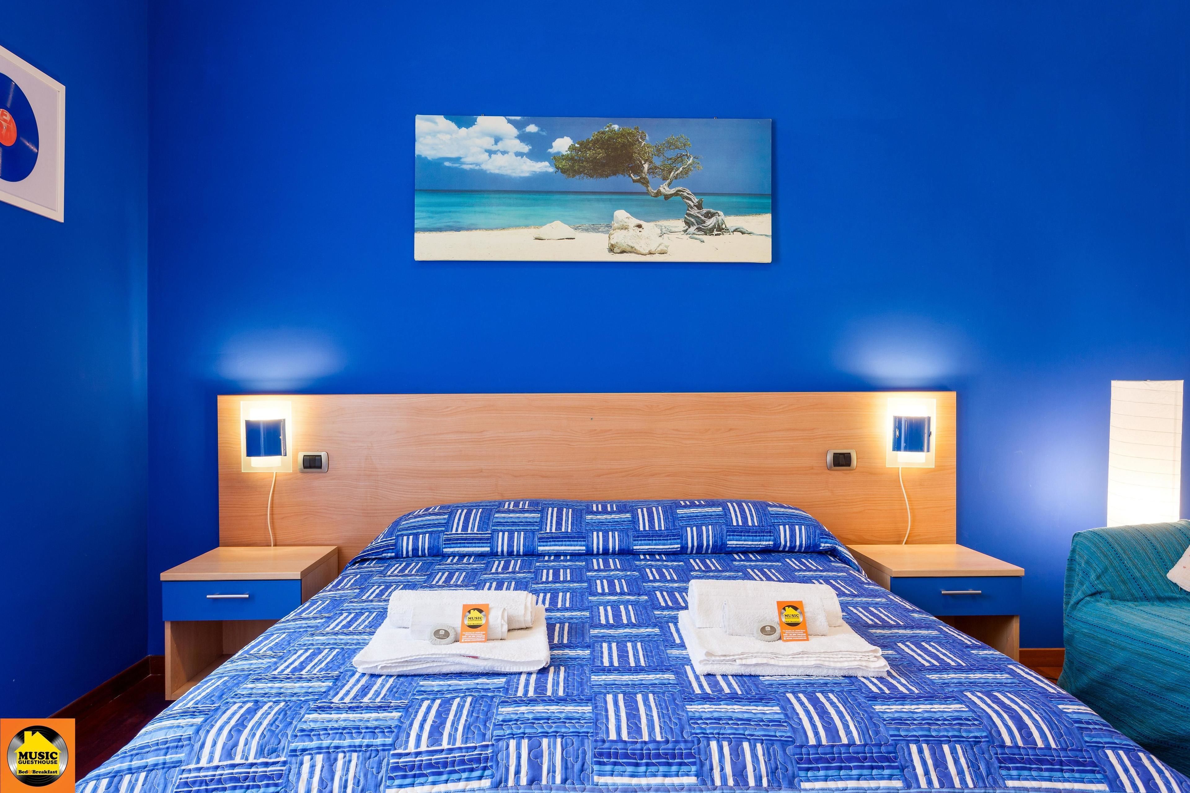 Quarto casal superluxo, banheiro privativo | Roupas de cama premium, frigobar, cofres nos quartos, escrivaninha