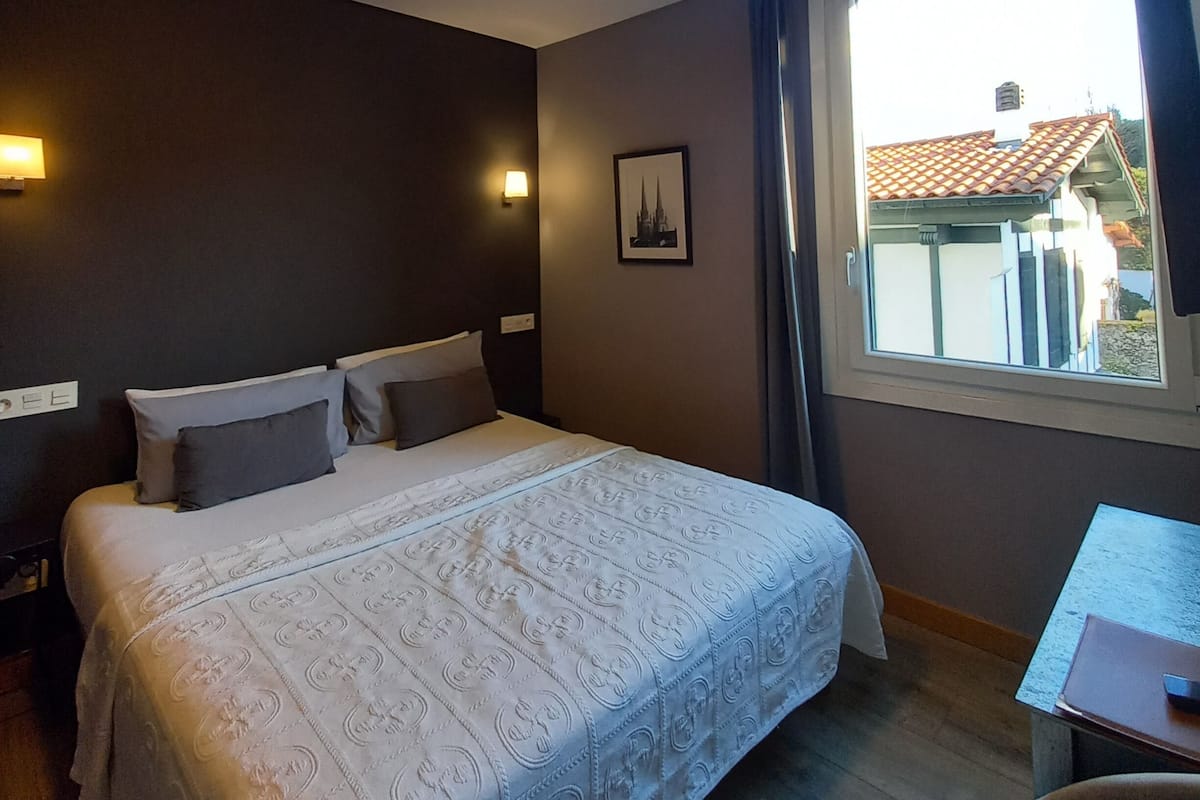 Double Room | Premium bedding, blackout drapes, soundproofing, cribs/infant beds