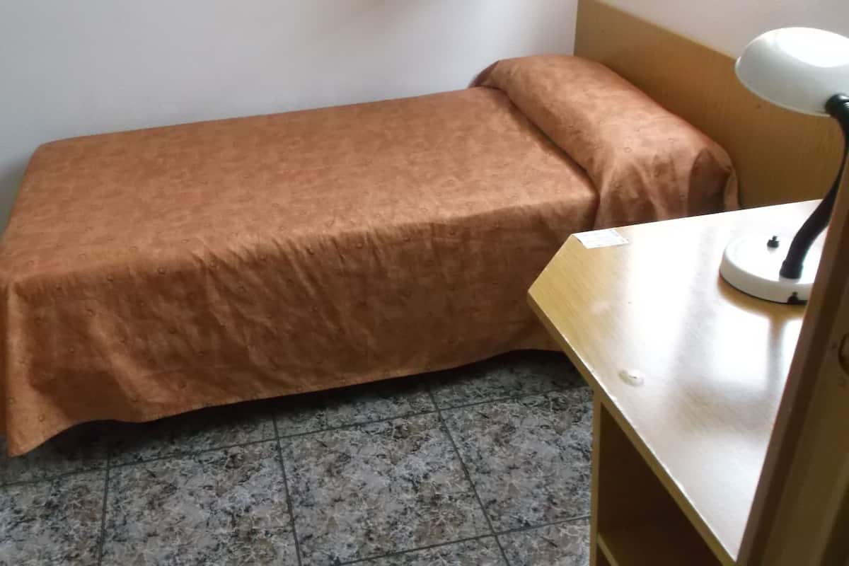 Economy Single Room