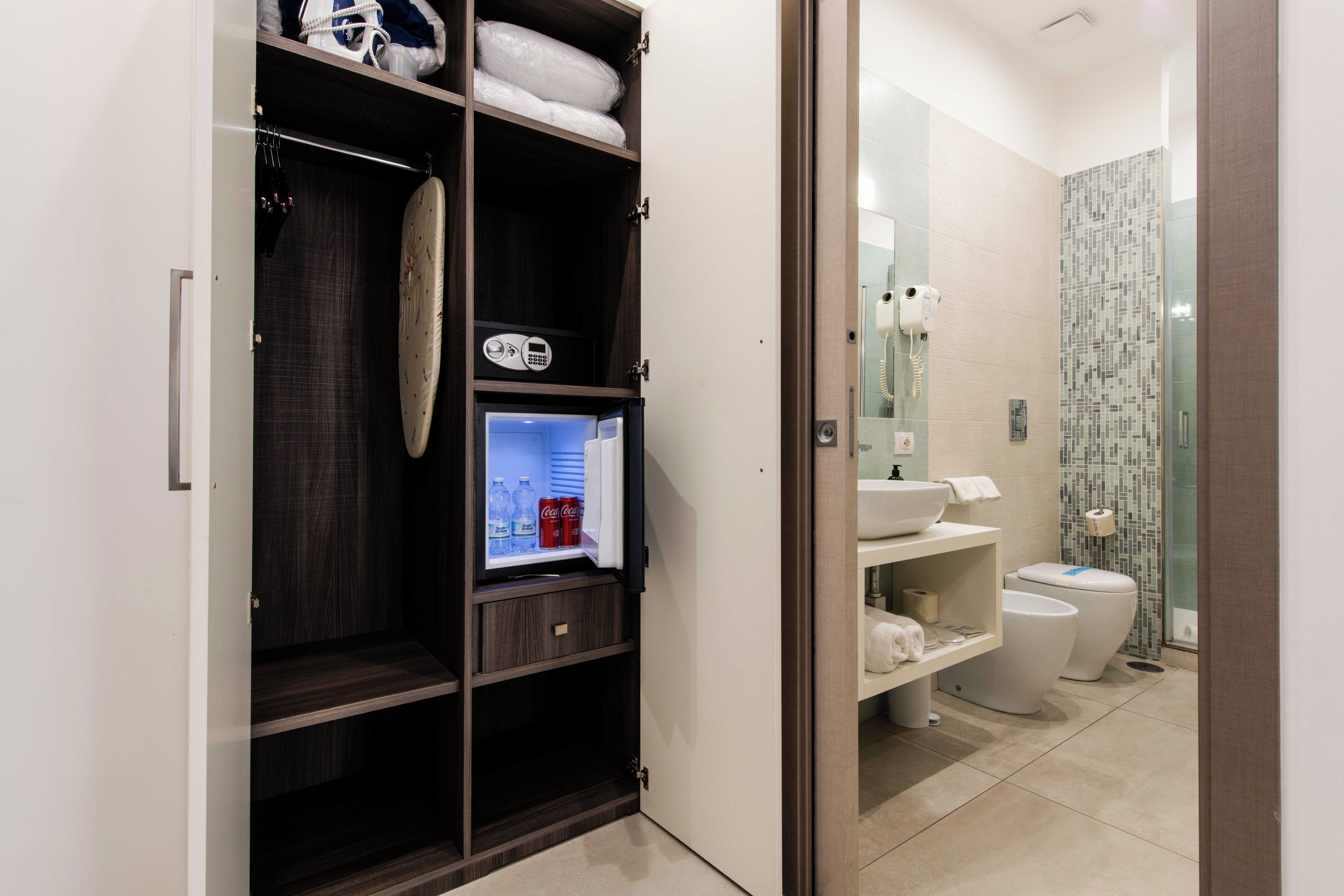 Photo - Toledo 16 Luxury Suites