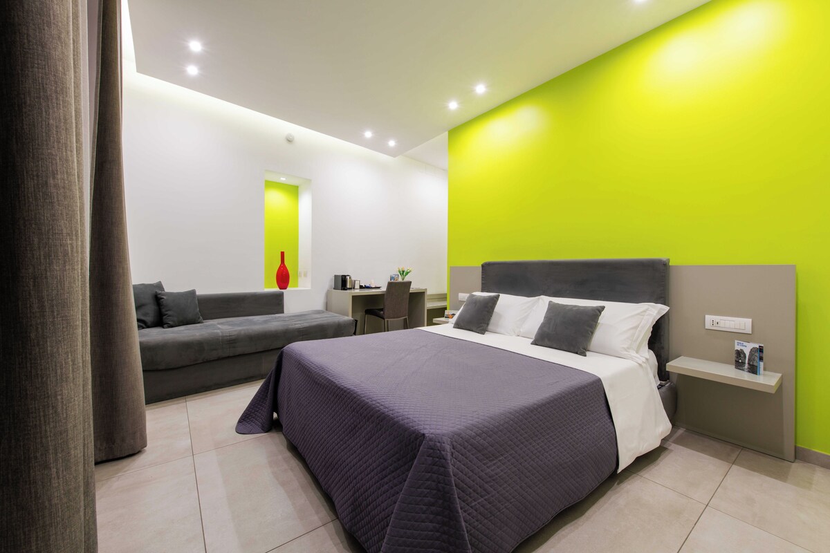 Junior Double Room, 1 Queen Bed with Sofa bed | Premium bedding, down comforters, in-room safe, desk