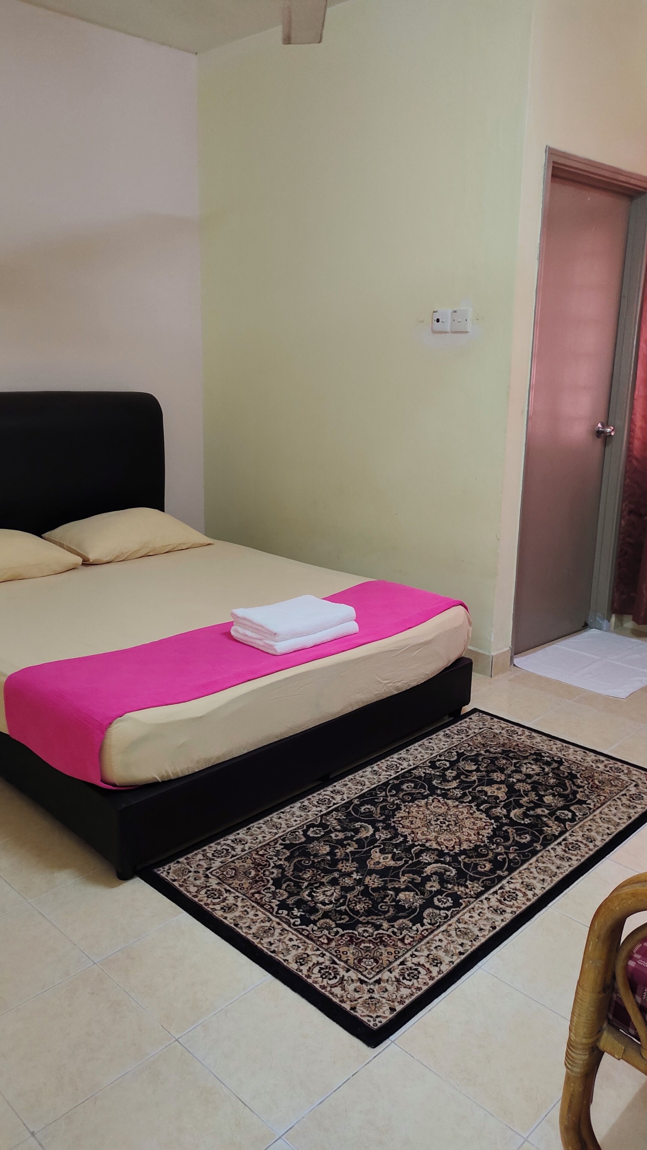 Pillow-top beds, individually furnished, desk, soundproofing