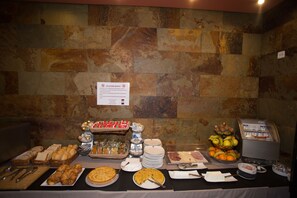 Buffet - Hotel Yerri (Estella)